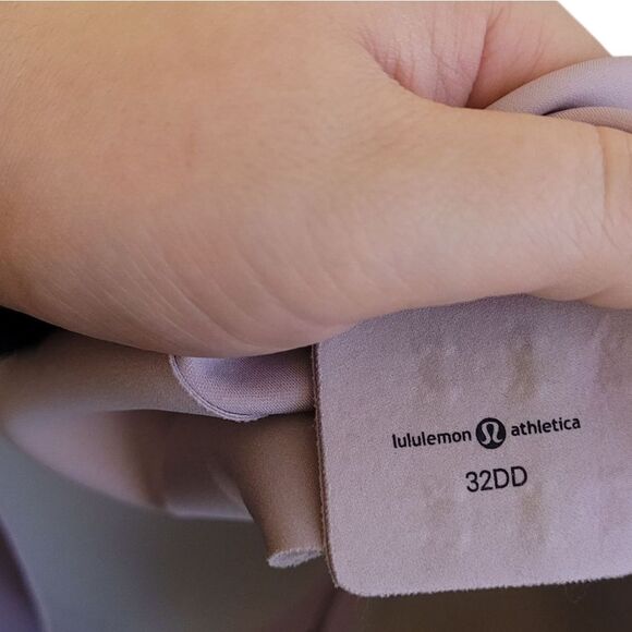 Lululemon Women's Light Blush Pink Enlite Weave Back Bra Size 32DD - Picture 3 of 6